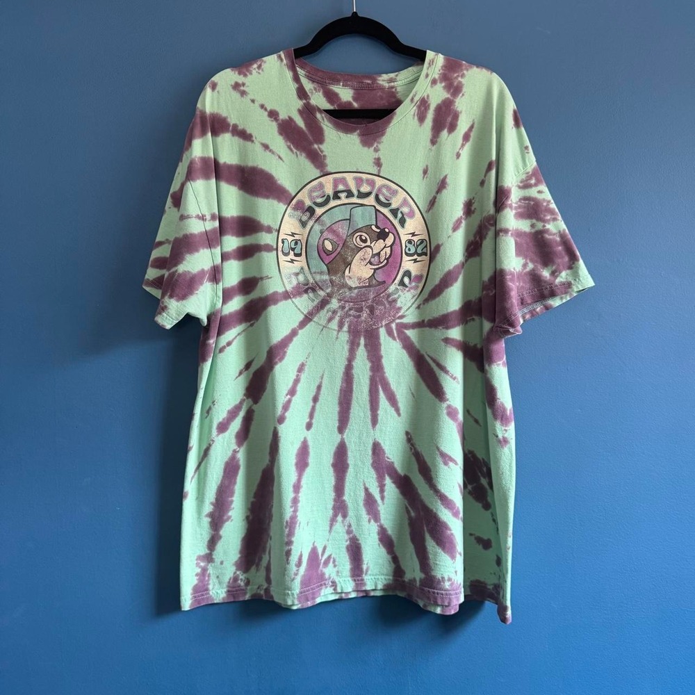 Buc-ees Tie Dye T Shirt Size XL Cotton Beaver Believer Purple Blue Green Retro
